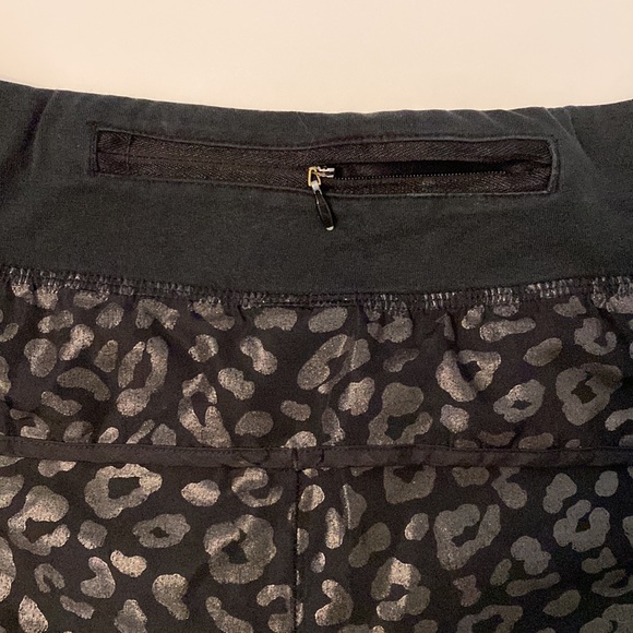 PINK Athletic Shorts - Picture 3 of 5